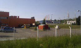 M1 EXPO Kereskedelmi Központ